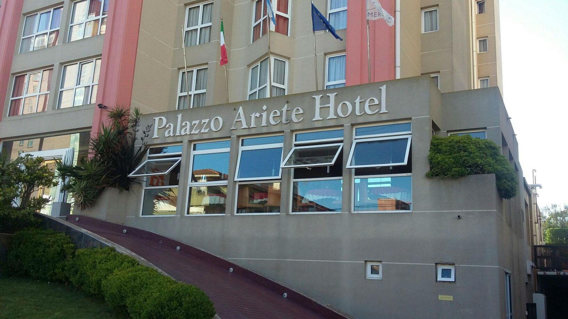 Bagu Palazzo Ariete Hotel Вилья-Хесель Экстерьер фото
